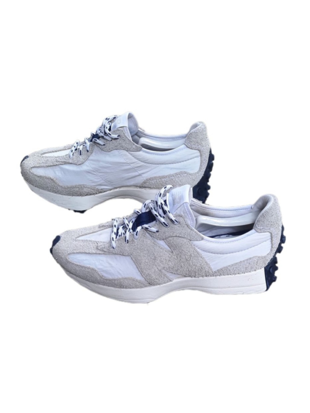 New Balance 327 MS327RF1
Moonbeam/ White Men's
Athletic Sneakers Size 9.5